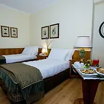 Royal Palace Hotel