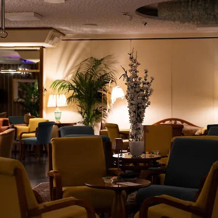 Royal Palace 4*