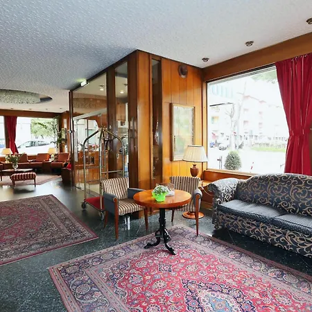 Отель Royal Palace