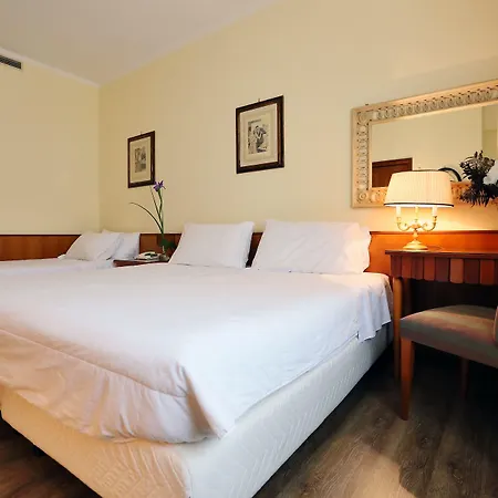 Royal Palace 4* Messina