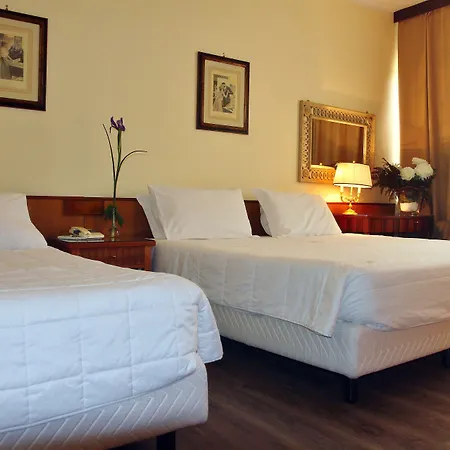 Royal Palace 4*