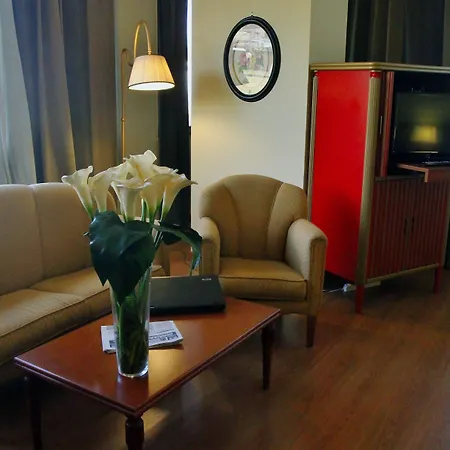 Royal Palace Hotel