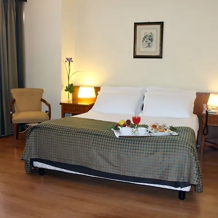 Royal Palace 4* Messina