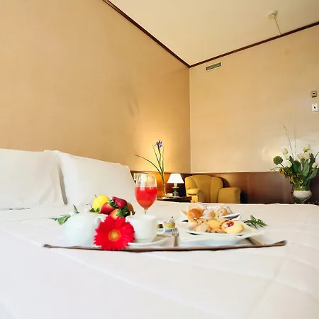 Royal Palace Hotel