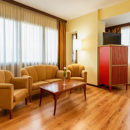 Royal Palace Hotel 4*