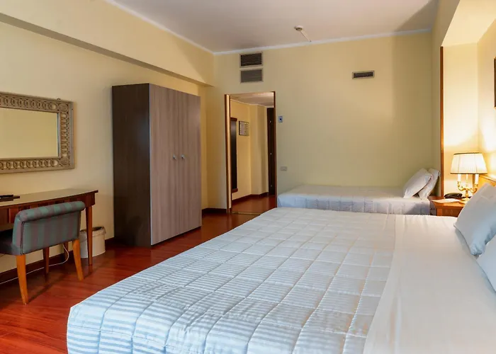 Отель Royal Palace Мессина