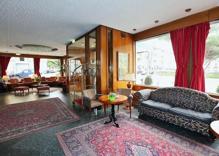 Отель Royal Palace