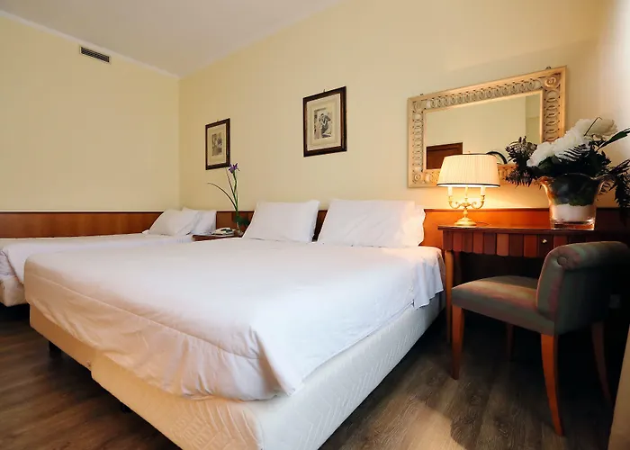 Royal Palace 4* Мессина