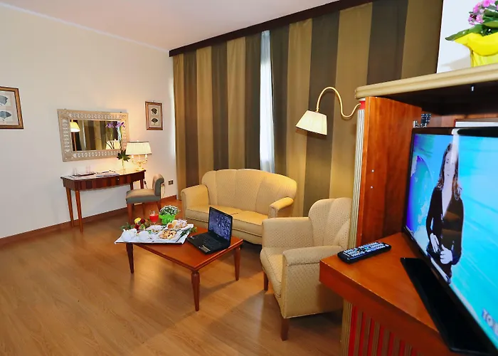 Отель Royal Palace Мессина