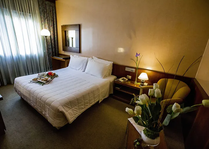 Отель Royal Palace 4*