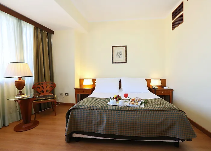 Royal Palace 4* Мессина