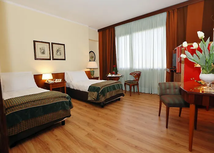 Отель Royal Palace